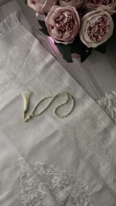 L&rsquo;invocation est-elle seulement une demande ?